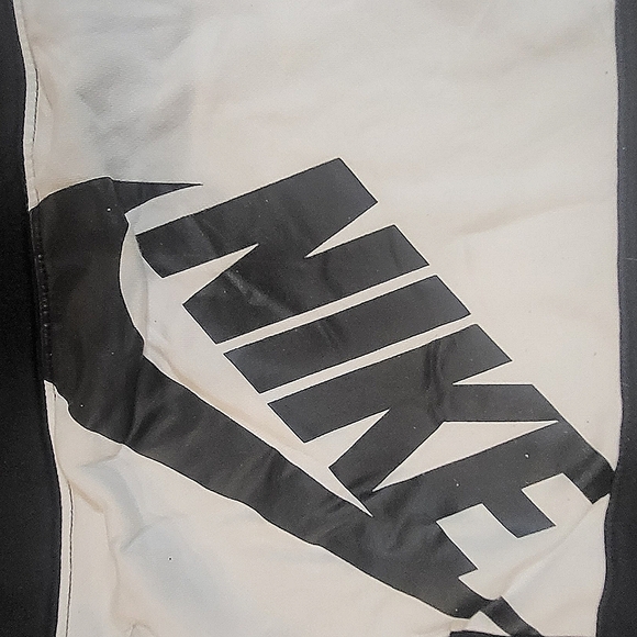 Nike Sportswear Youth hoodie.  Black and White.  Clean. Nike on Hood. XL - Picture 2 of 3